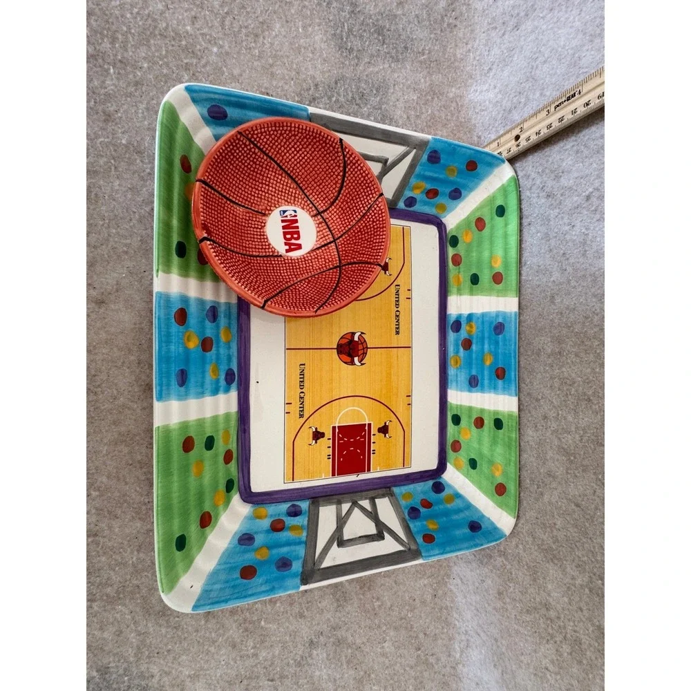 NBA Chicago Bulls United Center Ceramic Dish Trinket Bowl Basketball Plate‎